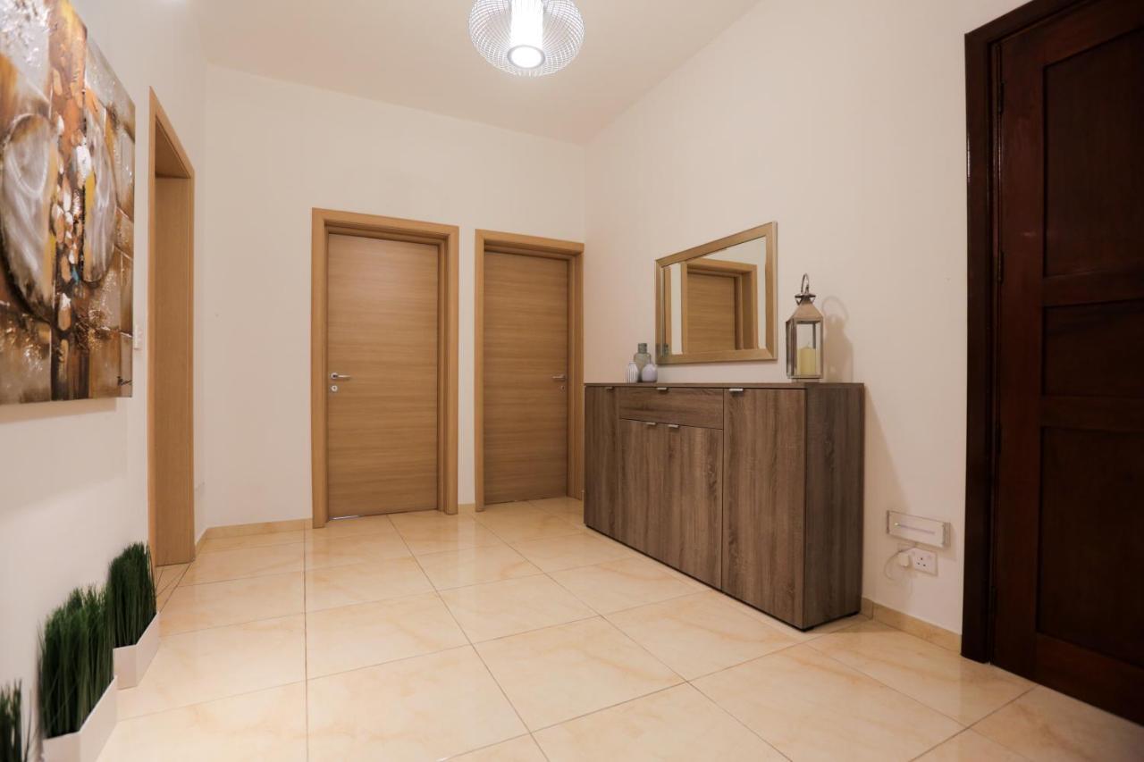 Valletta Triton Apartment Exteriör bild