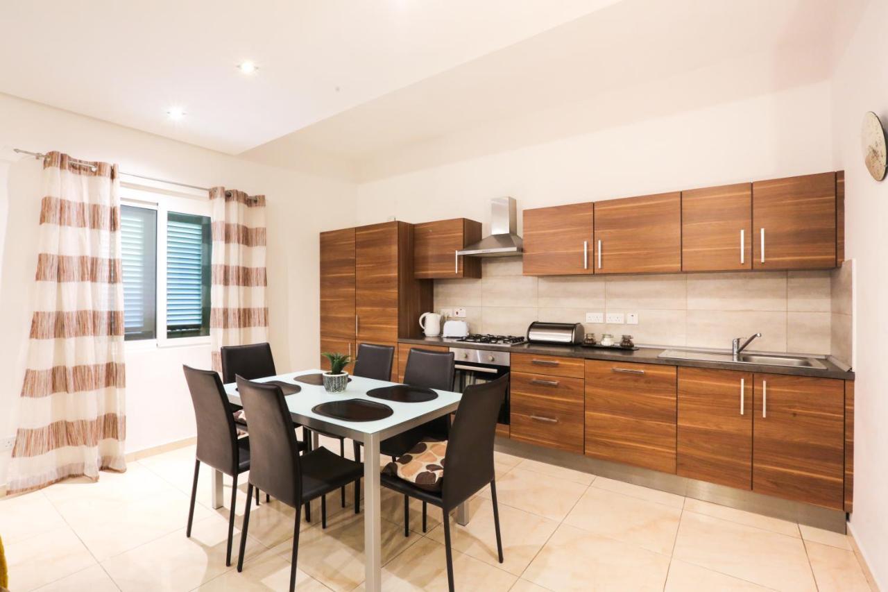 Valletta Triton Apartment Exteriör bild